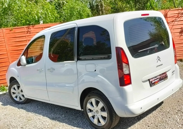 Citroen Berlingo cena 30900 przebieg: 178740, rok produkcji 2014 z Płock małe 466